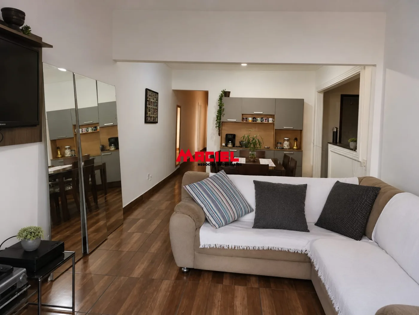 Comprar Casa / Padr&atilde;o em S&atilde;o Jos&eacute; dos Campos R$ 360.000,00 - Foto 1