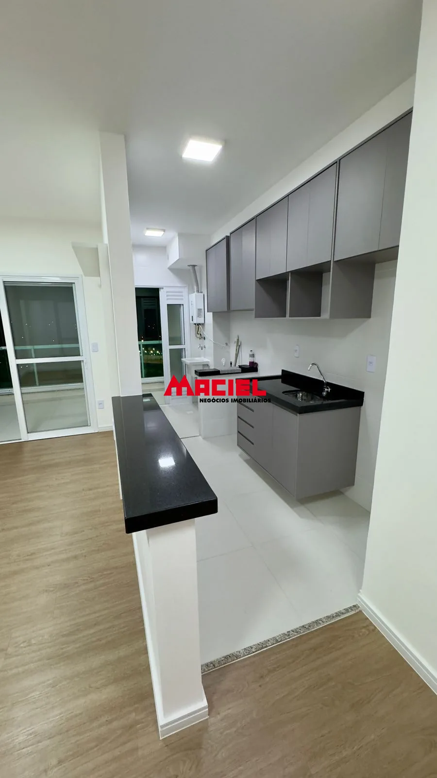 Alugar Apartamento / Padr&atilde;o em Jacare&iacute; R$ 4.200,00 - Foto 8