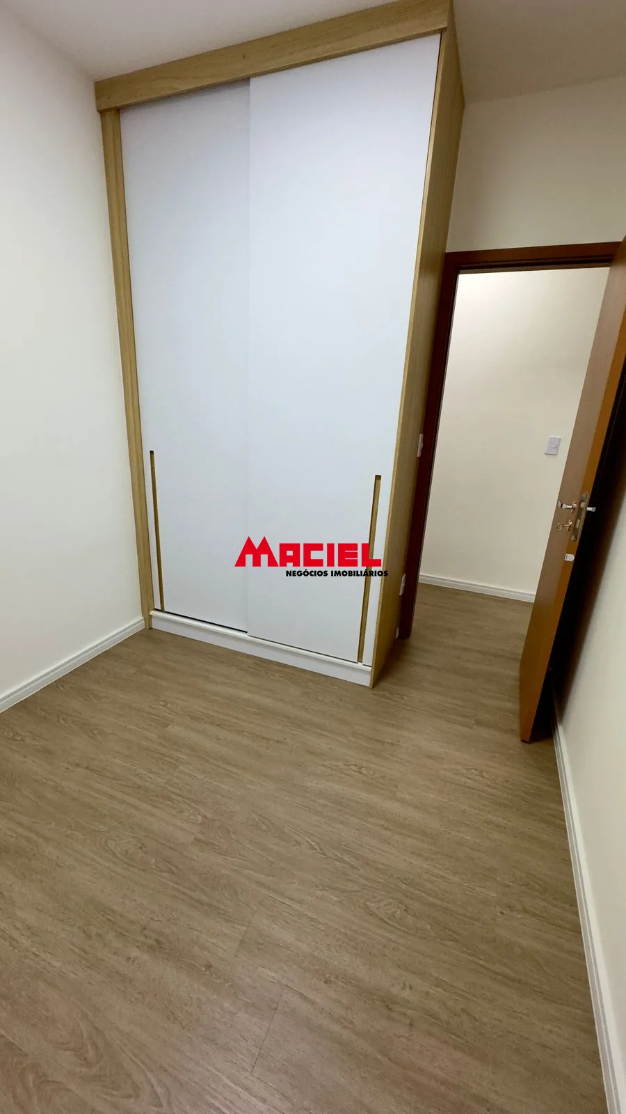 Alugar Apartamento / Padr&atilde;o em Jacare&iacute; R$ 4.200,00 - Foto 12