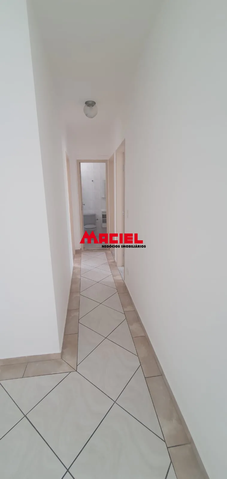 Alugar Apartamento / Padr&atilde;o em S&atilde;o Jos&eacute; dos Campos R$ 3.330,00 - Foto 6