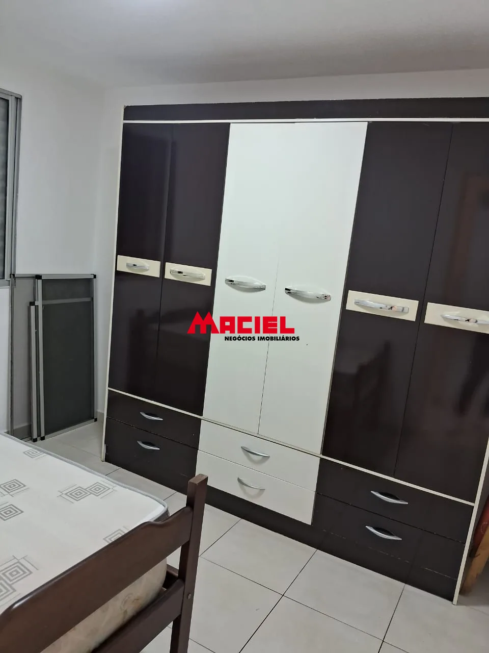 Alugar Apartamento / Padr&atilde;o em S&atilde;o Jos&eacute; dos Campos R$ 1.600,00 - Foto 16