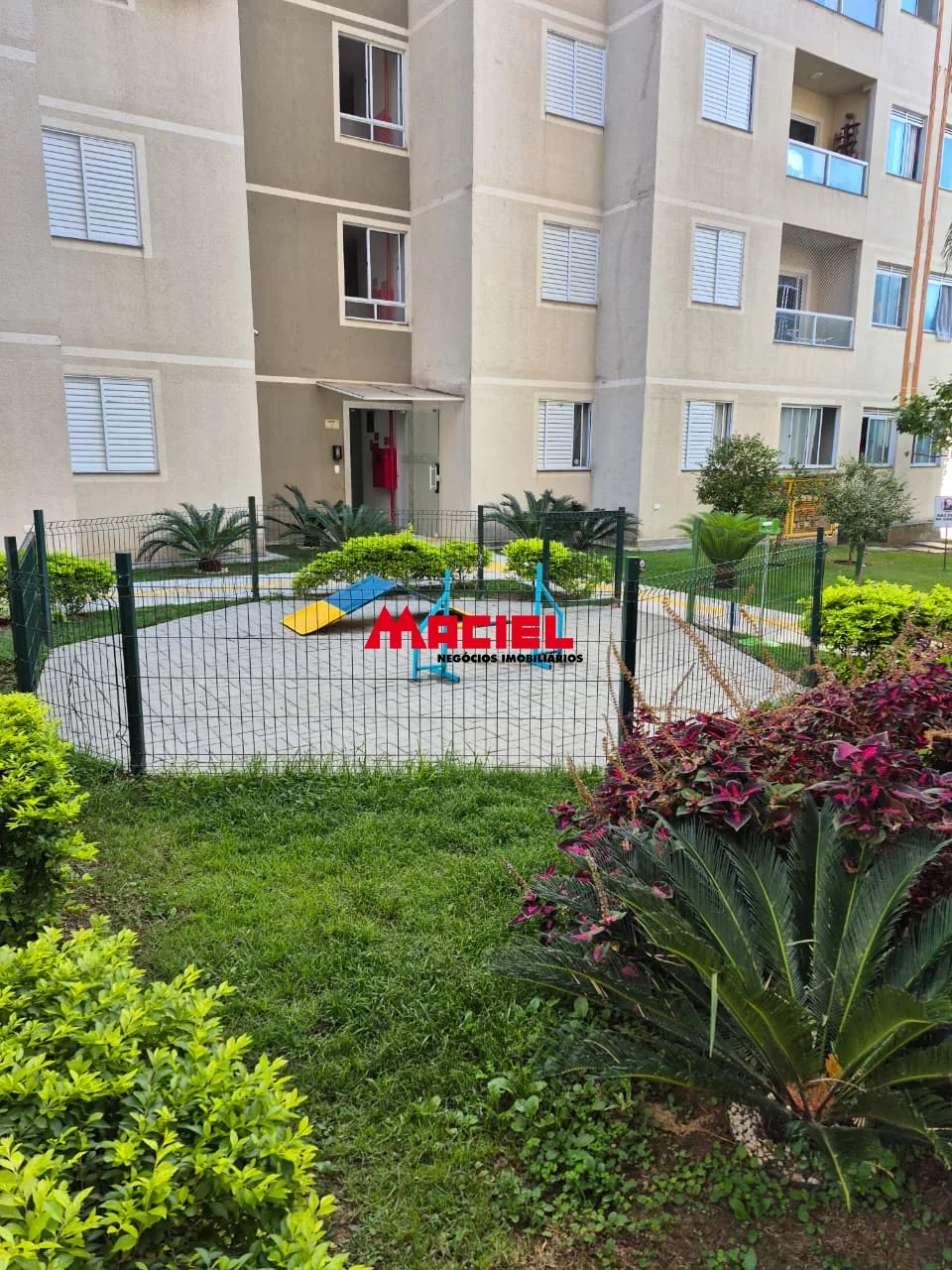 Alugar Apartamento / Padr&atilde;o em S&atilde;o Jos&eacute; dos Campos R$ 2.000,00 - Foto 11