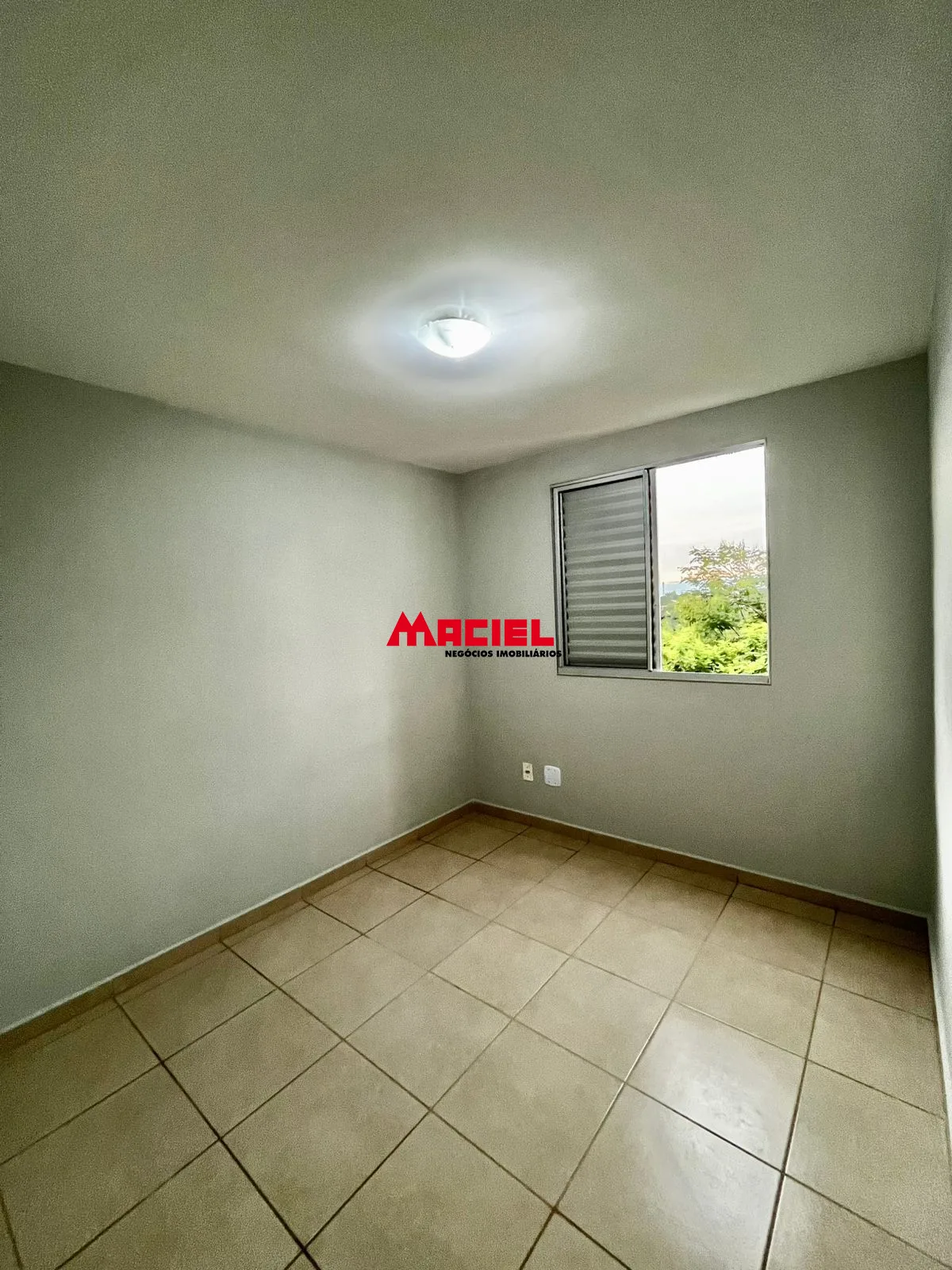 Alugar Apartamento / Padr&atilde;o em S&atilde;o Jos&eacute; dos Campos R$ 1.600,00 - Foto 3