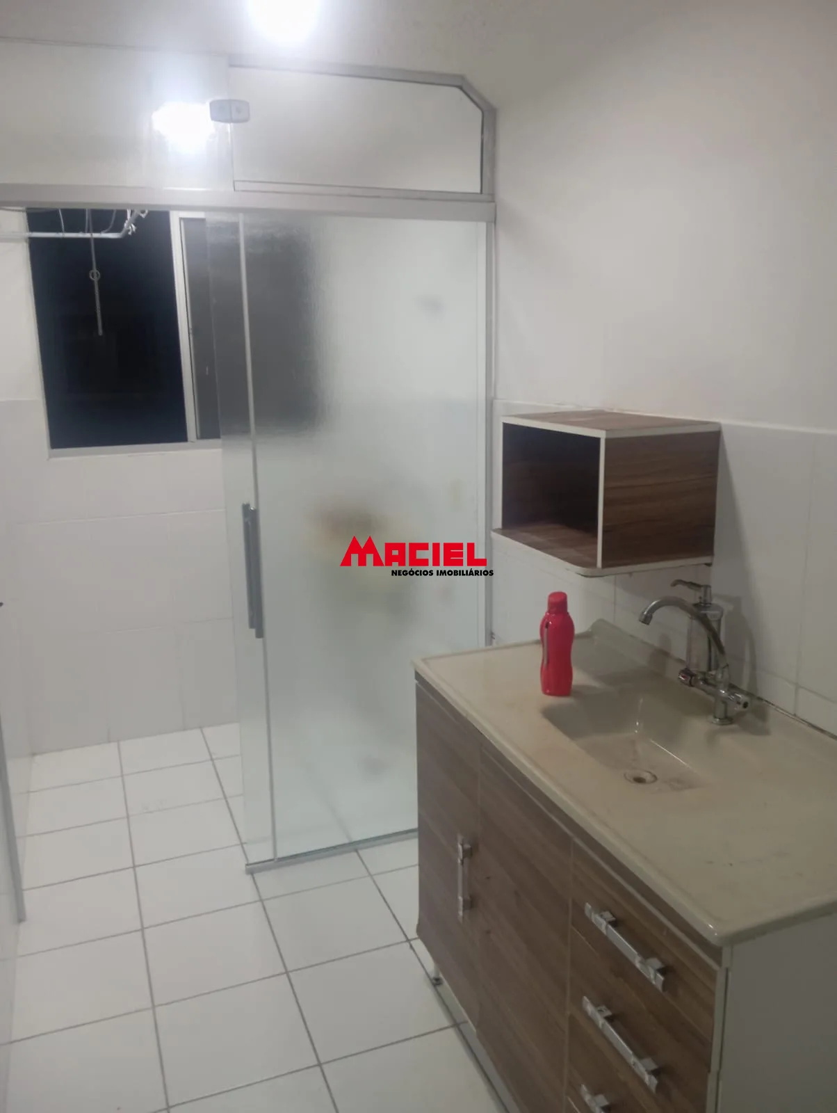 Alugar Apartamento / Padr&atilde;o em S&atilde;o Jos&eacute; dos Campos R$ 1.400,00 - Foto 1
