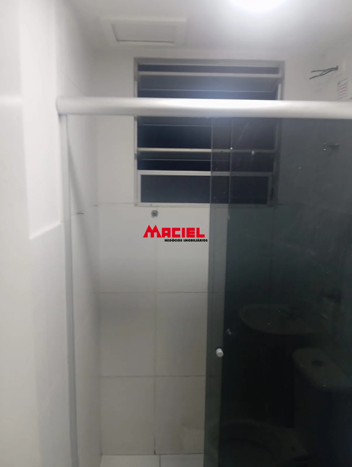 Alugar Apartamento / Padr&atilde;o em S&atilde;o Jos&eacute; dos Campos R$ 1.400,00 - Foto 5