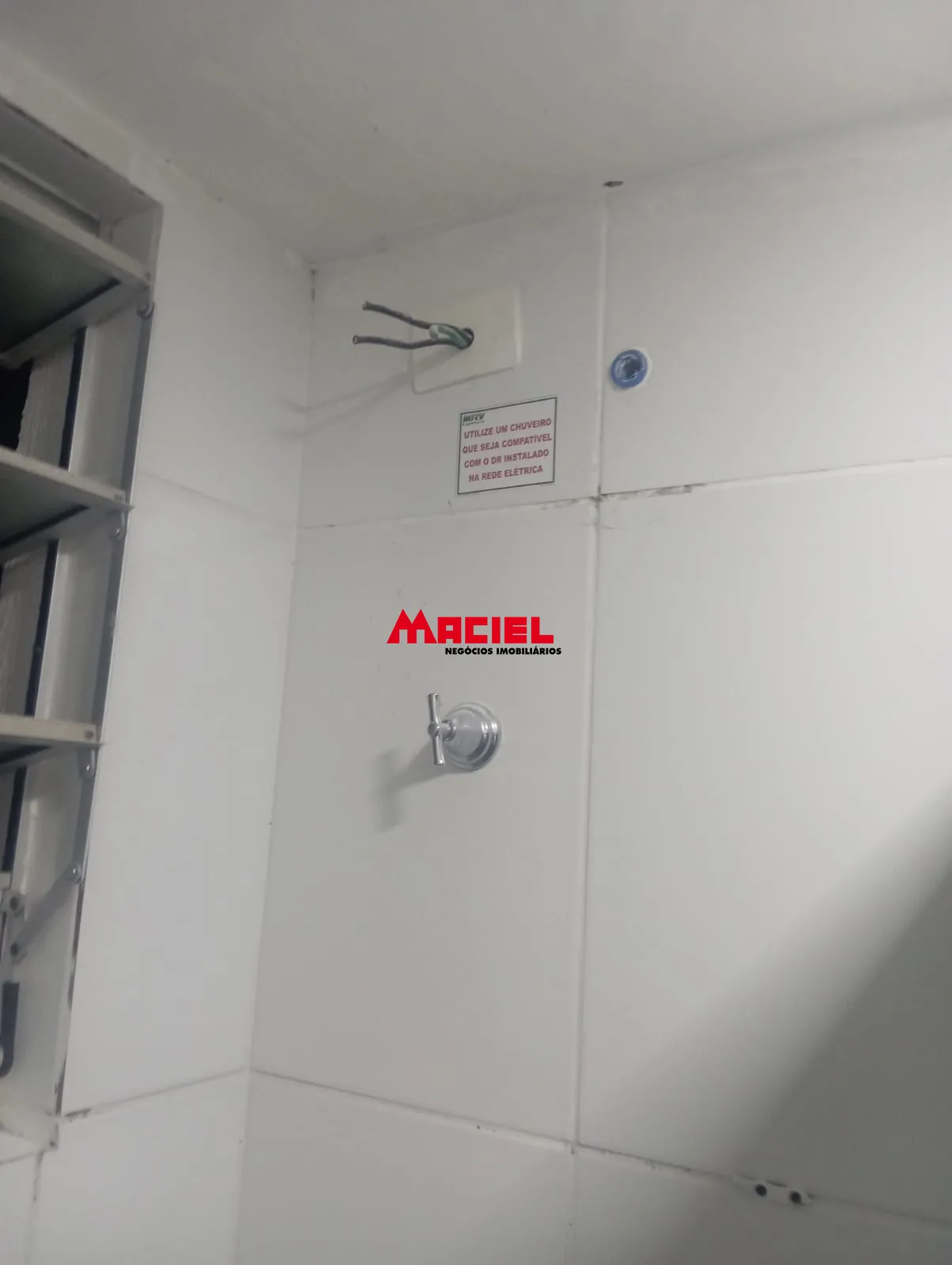 Alugar Apartamento / Padr&atilde;o em S&atilde;o Jos&eacute; dos Campos R$ 1.400,00 - Foto 7