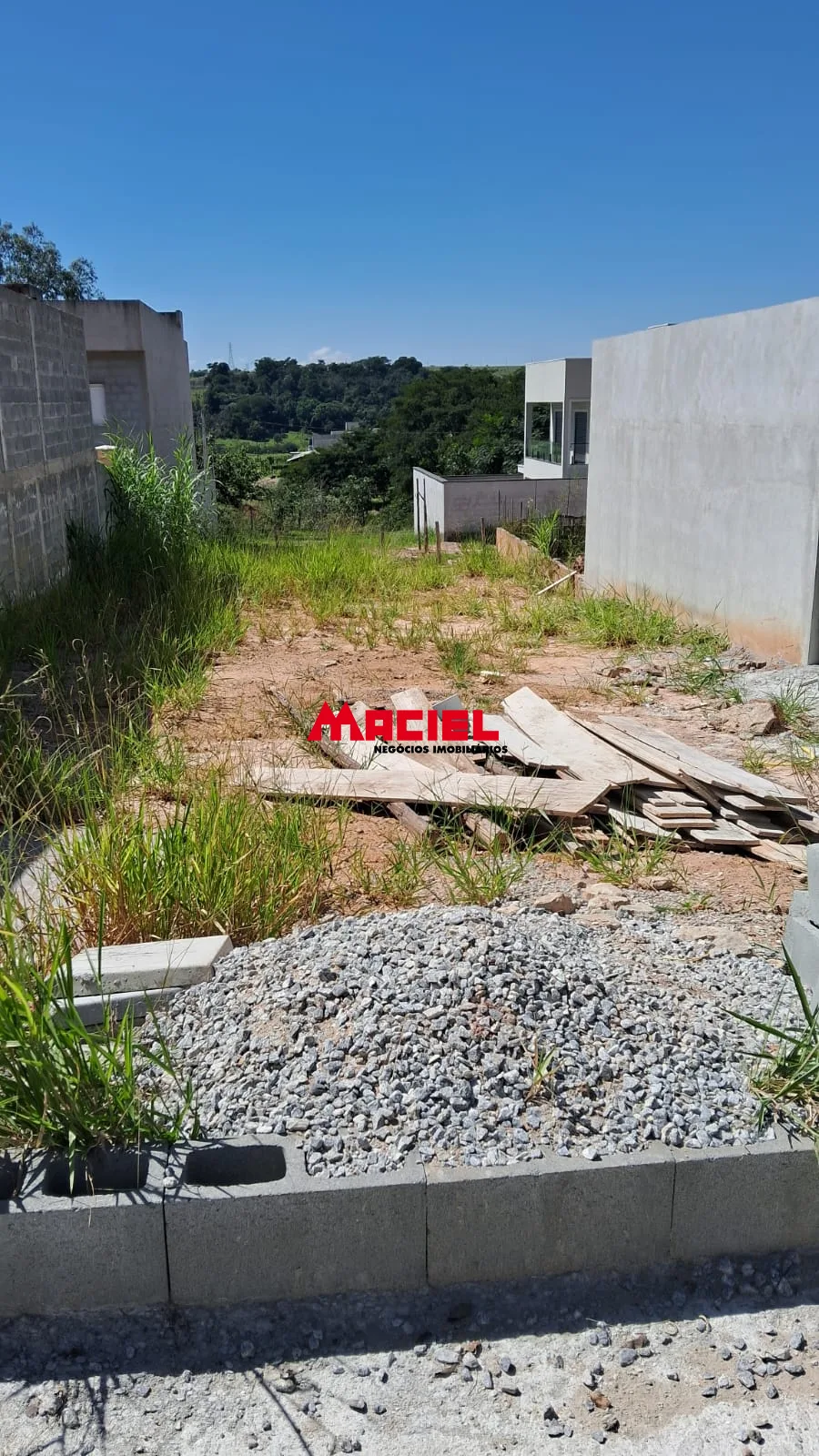 Comprar Terreno / Padr&atilde;o em S&atilde;o Jos&eacute; dos Campos R$ 340.000,00 - Foto 1