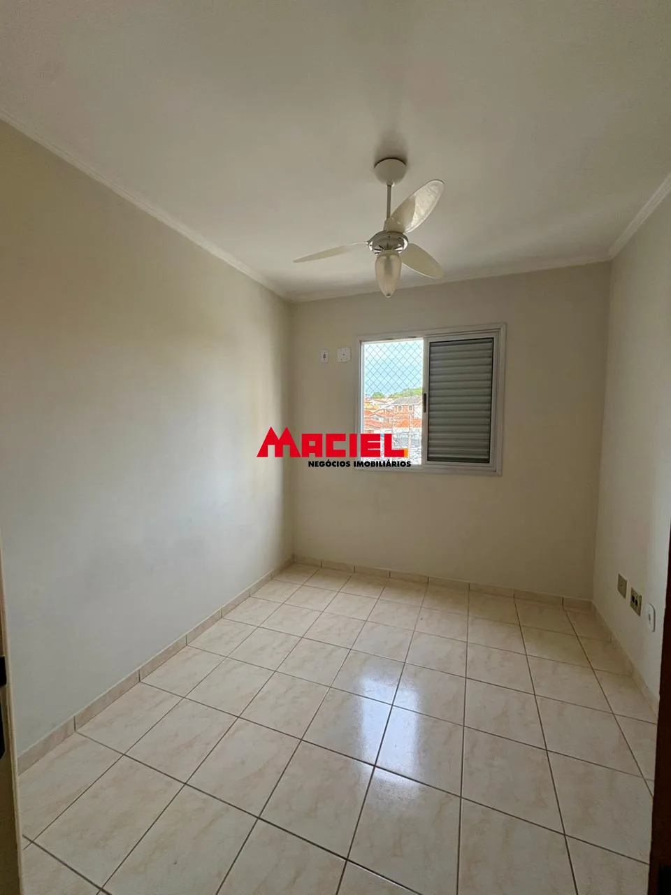 Alugar Apartamento / Padr&atilde;o em S&atilde;o Jos&eacute; dos Campos R$ 2.000,00 - Foto 9