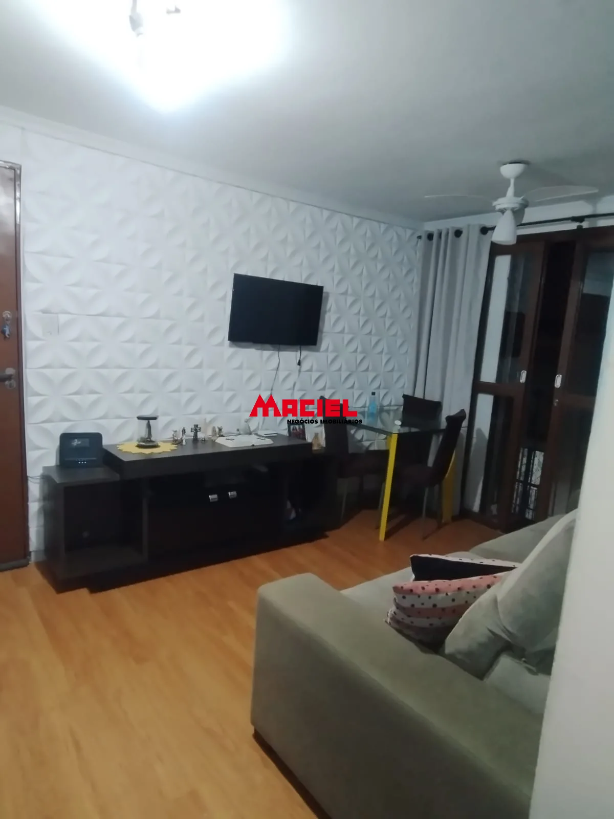 Comprar Apartamento / Padr&atilde;o em S&atilde;o Jos&eacute; dos Campos R$ 290.000,00 - Foto 2
