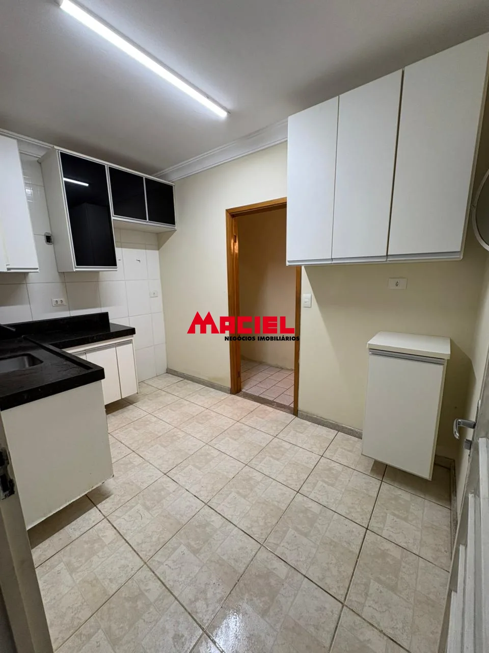 Comprar Casa / Padr&atilde;o em S&atilde;o Jos&eacute; dos Campos R$ 750.000,00 - Foto 6
