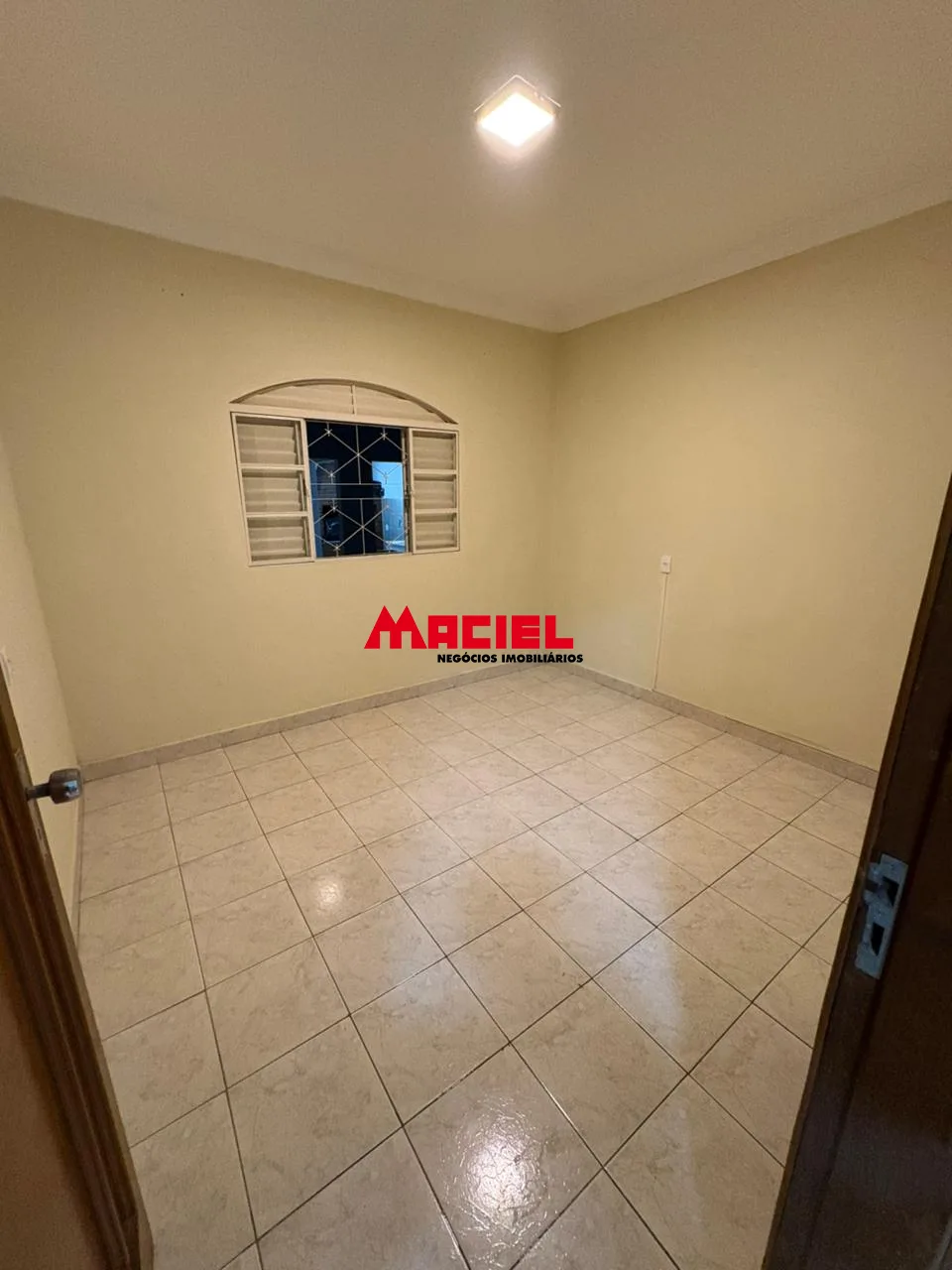 Comprar Casa / Padr&atilde;o em S&atilde;o Jos&eacute; dos Campos R$ 750.000,00 - Foto 8