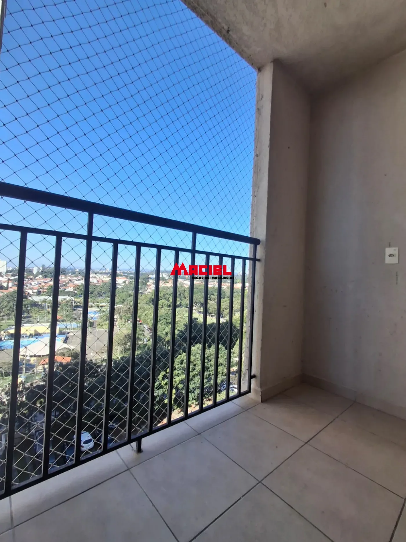 Alugar Apartamento / Padr&atilde;o em S&atilde;o Jos&eacute; dos Campos R$ 3.100,00 - Foto 2