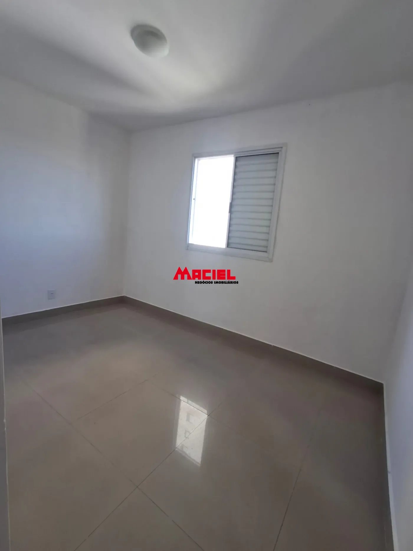 Alugar Apartamento / Padr&atilde;o em S&atilde;o Jos&eacute; dos Campos R$ 3.100,00 - Foto 6