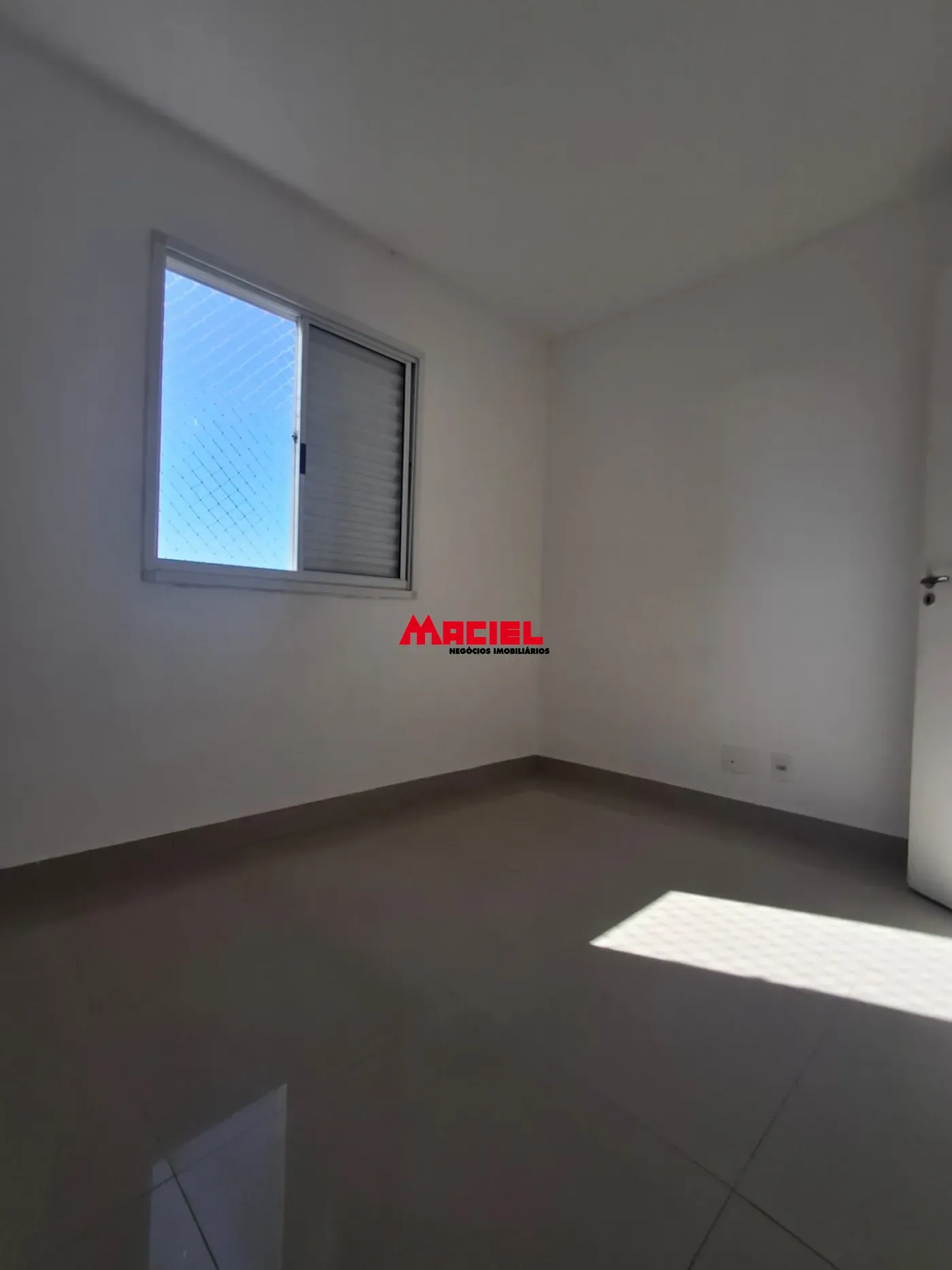Alugar Apartamento / Padr&atilde;o em S&atilde;o Jos&eacute; dos Campos R$ 3.100,00 - Foto 7