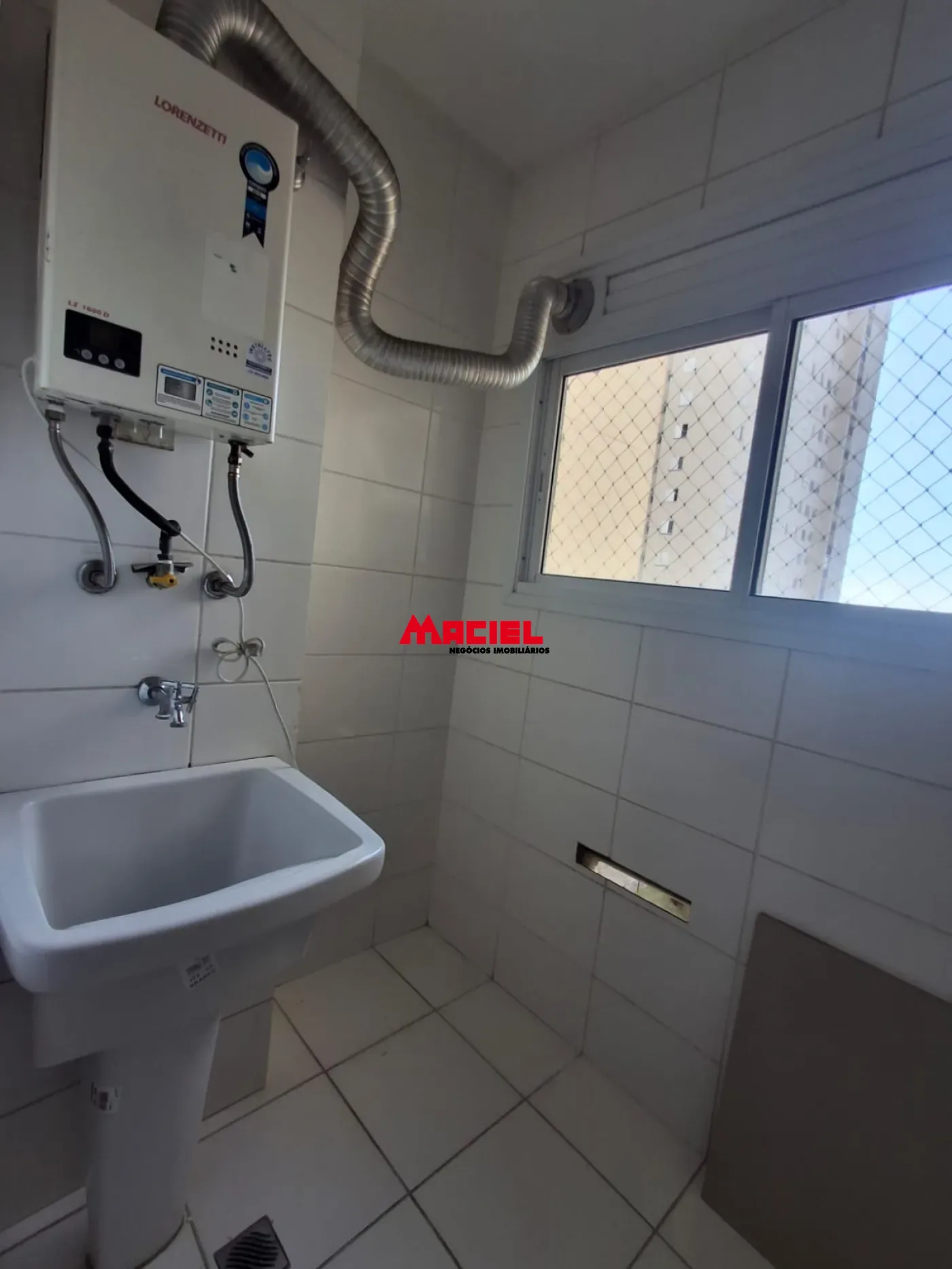 Alugar Apartamento / Padr&atilde;o em S&atilde;o Jos&eacute; dos Campos R$ 3.100,00 - Foto 16