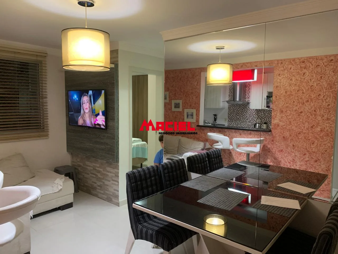 Comprar Apartamento / Padr&atilde;o em S&atilde;o Jos&eacute; dos Campos R$ 375.000,00 - Foto 2