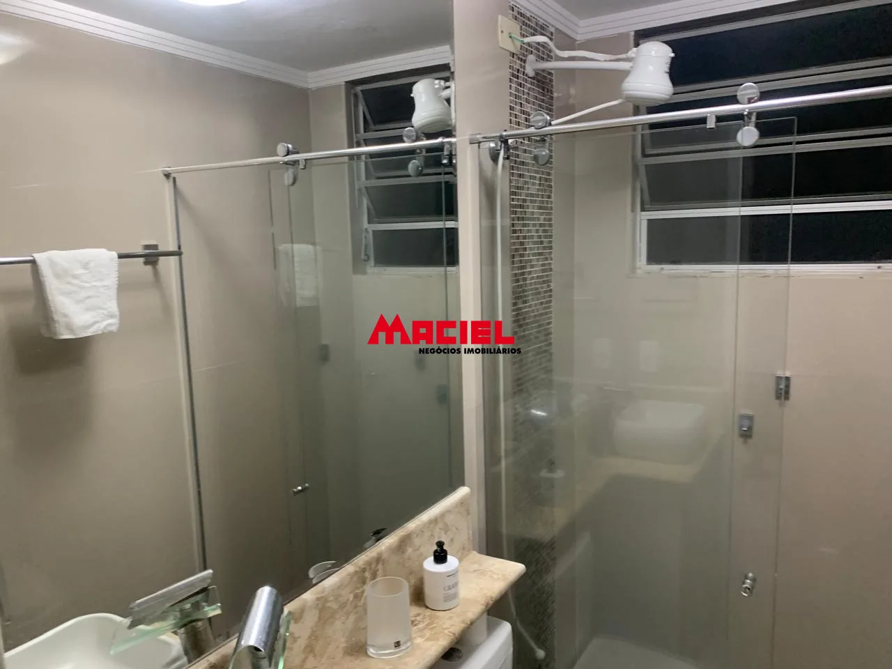 Comprar Apartamento / Padr&atilde;o em S&atilde;o Jos&eacute; dos Campos R$ 375.000,00 - Foto 14