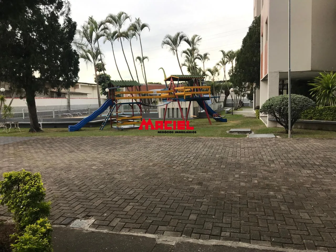 Alugar Apartamento / Padr&atilde;o em S&atilde;o Jos&eacute; dos Campos R$ 2.500,00 - Foto 26
