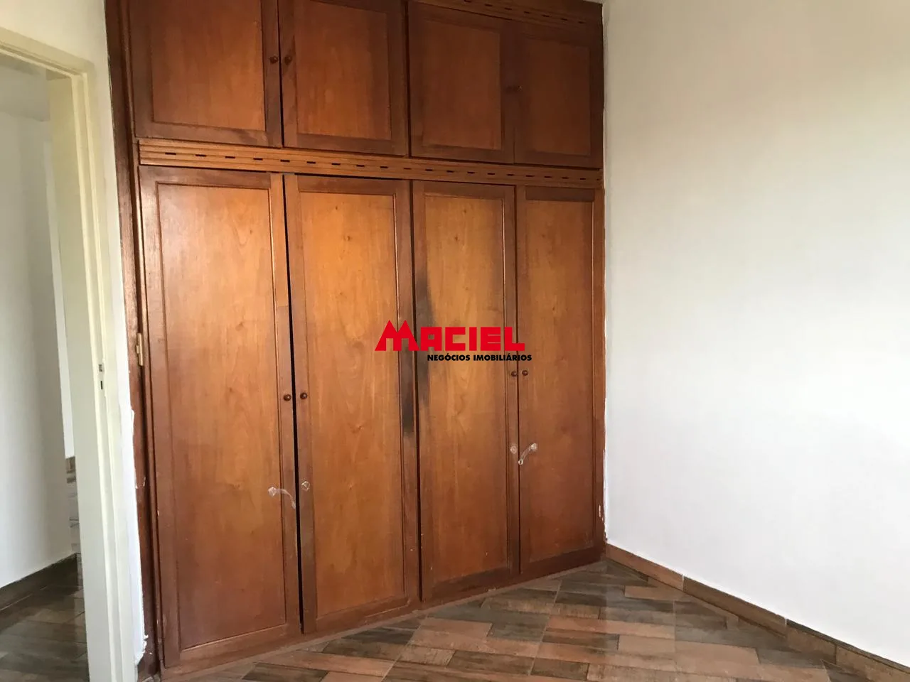 Alugar Apartamento / Padr&atilde;o em S&atilde;o Jos&eacute; dos Campos R$ 2.500,00 - Foto 12