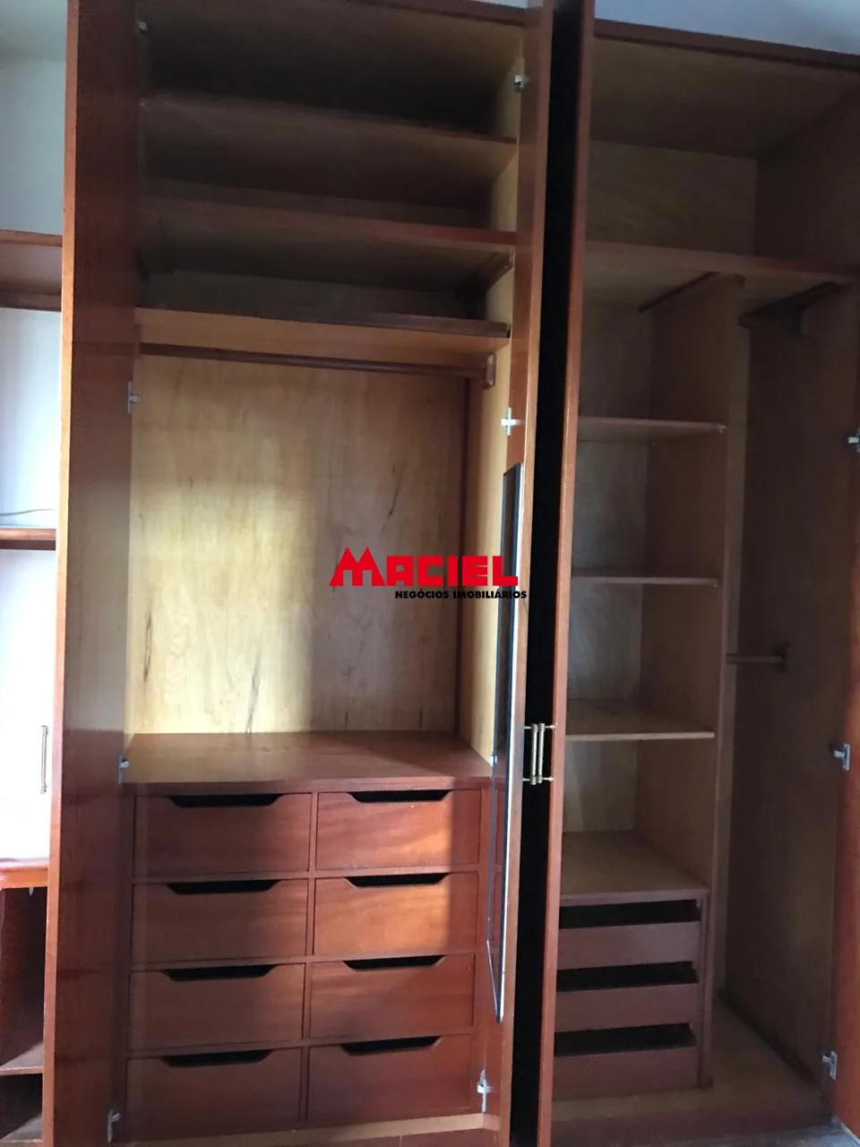 Alugar Apartamento / Padr&atilde;o em S&atilde;o Jos&eacute; dos Campos R$ 2.500,00 - Foto 35