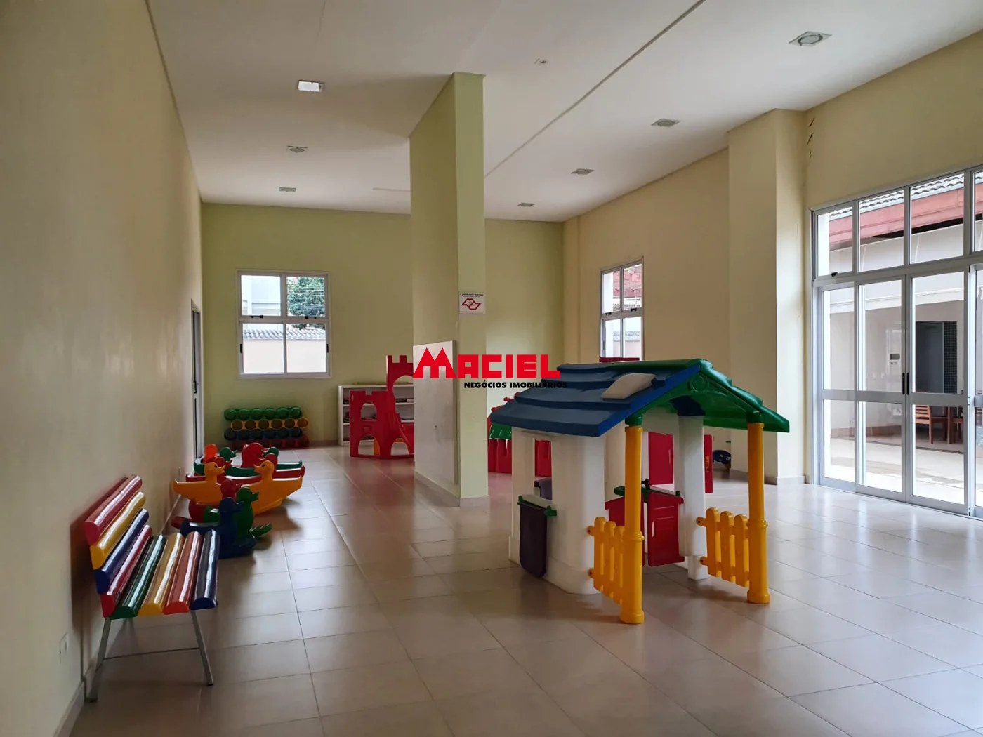 Alugar Apartamento / Padr&atilde;o em S&atilde;o Jos&eacute; dos Campos R$ 4.200,00 - Foto 4