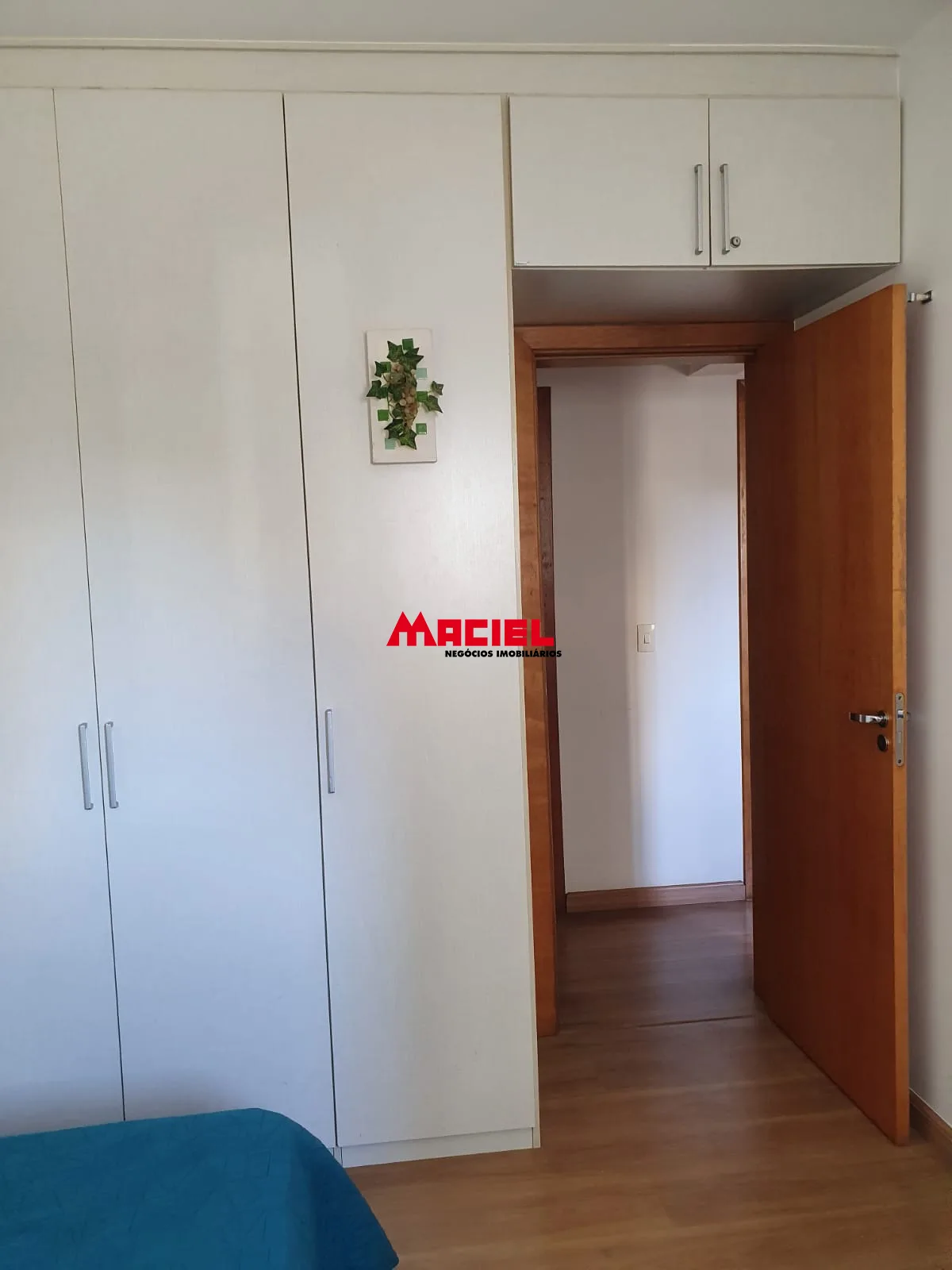 Alugar Apartamento / Padr&atilde;o em S&atilde;o Jos&eacute; dos Campos R$ 4.200,00 - Foto 6