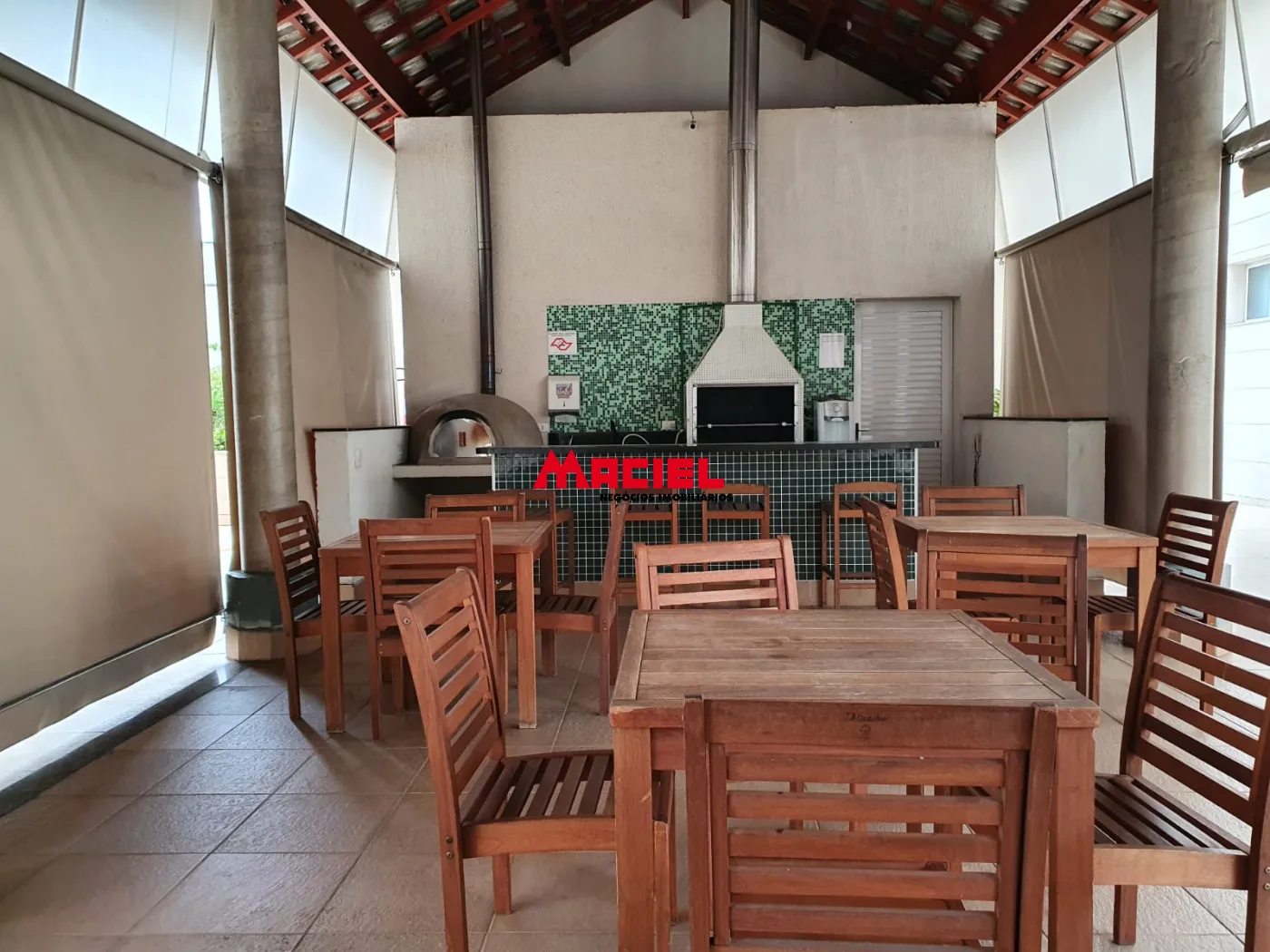 Alugar Apartamento / Padr&atilde;o em S&atilde;o Jos&eacute; dos Campos R$ 4.200,00 - Foto 18