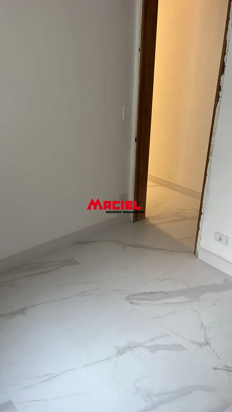Alugar Casa / Padr&atilde;o em S&atilde;o Jos&eacute; dos Campos R$ 3.750,00 - Foto 7