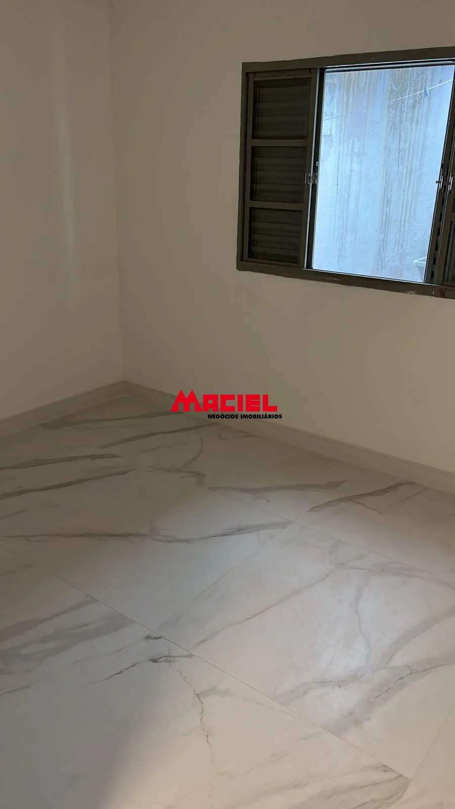 Alugar Casa / Padr&atilde;o em S&atilde;o Jos&eacute; dos Campos R$ 3.750,00 - Foto 10