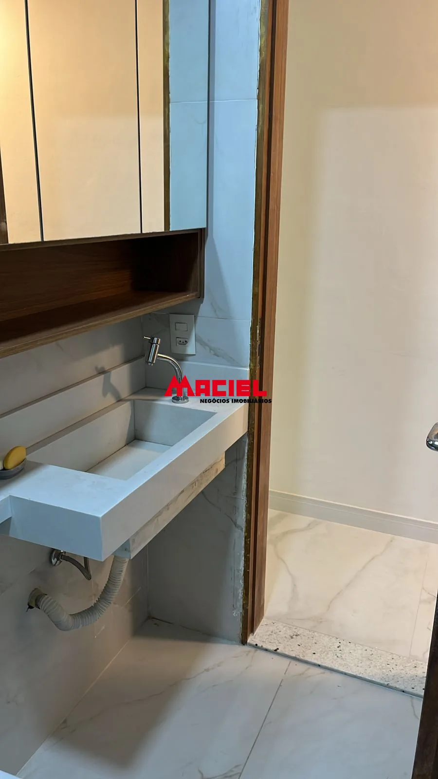 Alugar Casa / Padr&atilde;o em S&atilde;o Jos&eacute; dos Campos R$ 3.750,00 - Foto 5