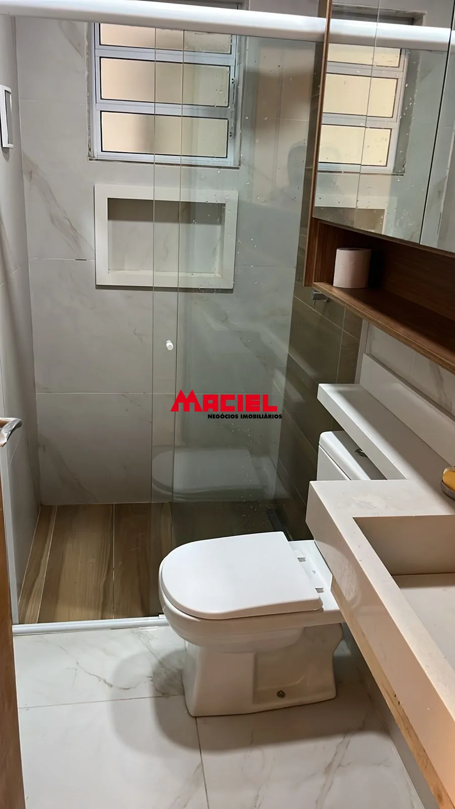 Alugar Casa / Padr&atilde;o em S&atilde;o Jos&eacute; dos Campos R$ 3.750,00 - Foto 6