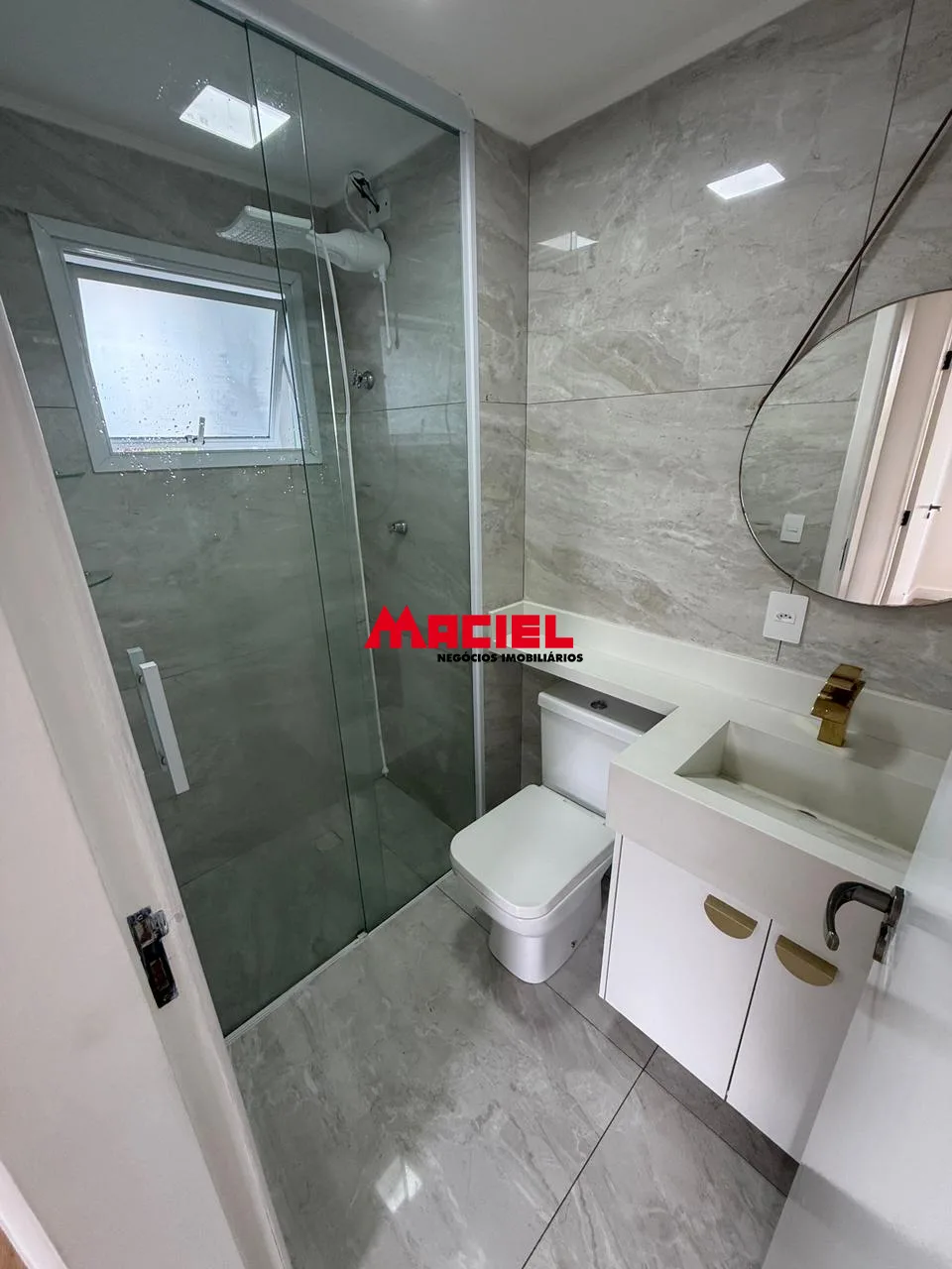 Alugar Apartamento / Padr&atilde;o em S&atilde;o Jos&eacute; dos Campos R$ 2.300,00 - Foto 12