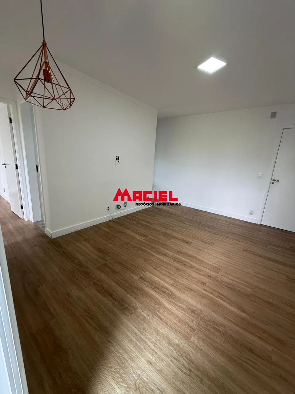 Alugar Apartamento / Padr&atilde;o em S&atilde;o Jos&eacute; dos Campos R$ 2.300,00 - Foto 14