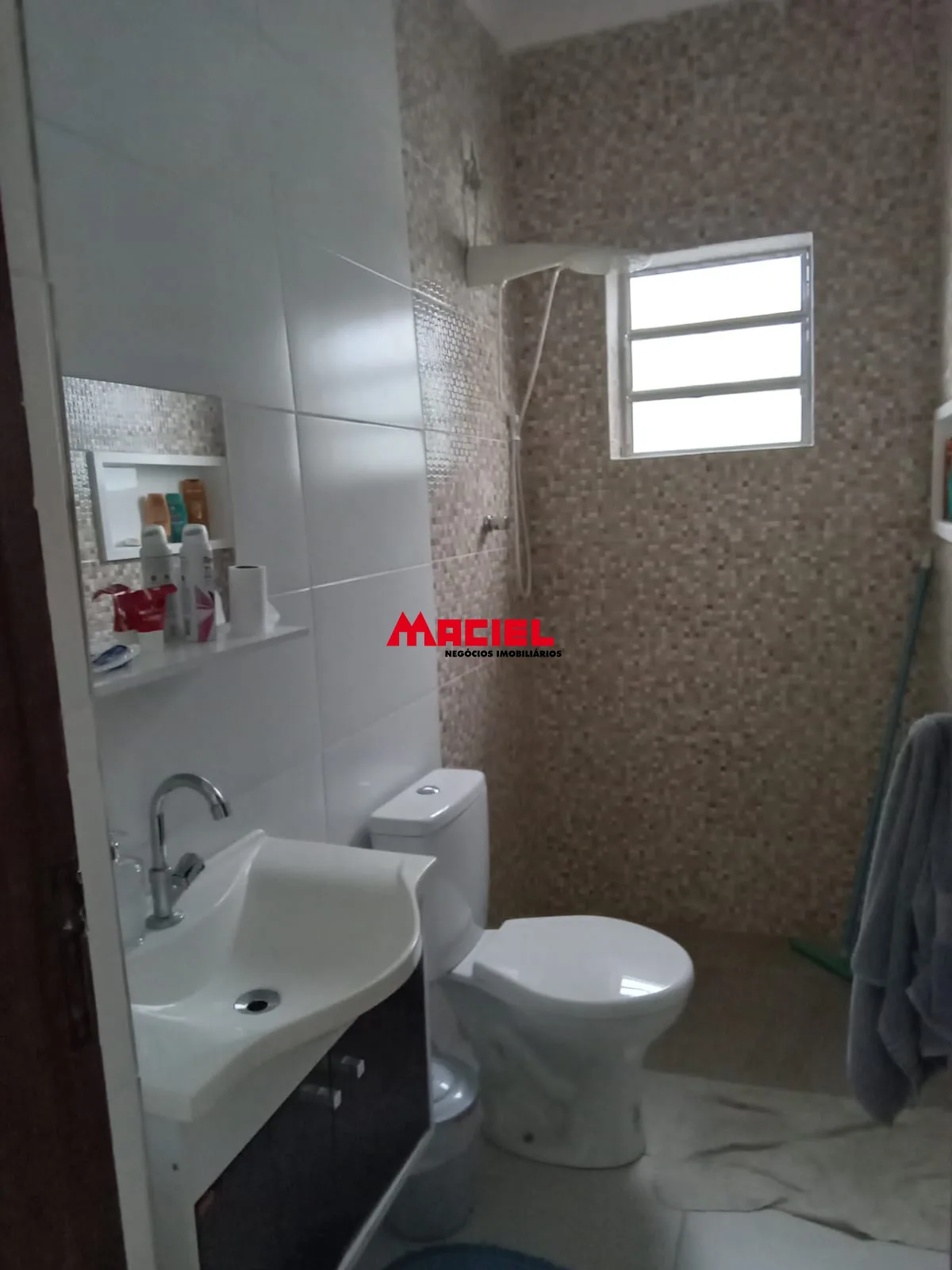 Comprar Casa / Padr&atilde;o em Caraguatatuba R$ 400.000,00 - Foto 8