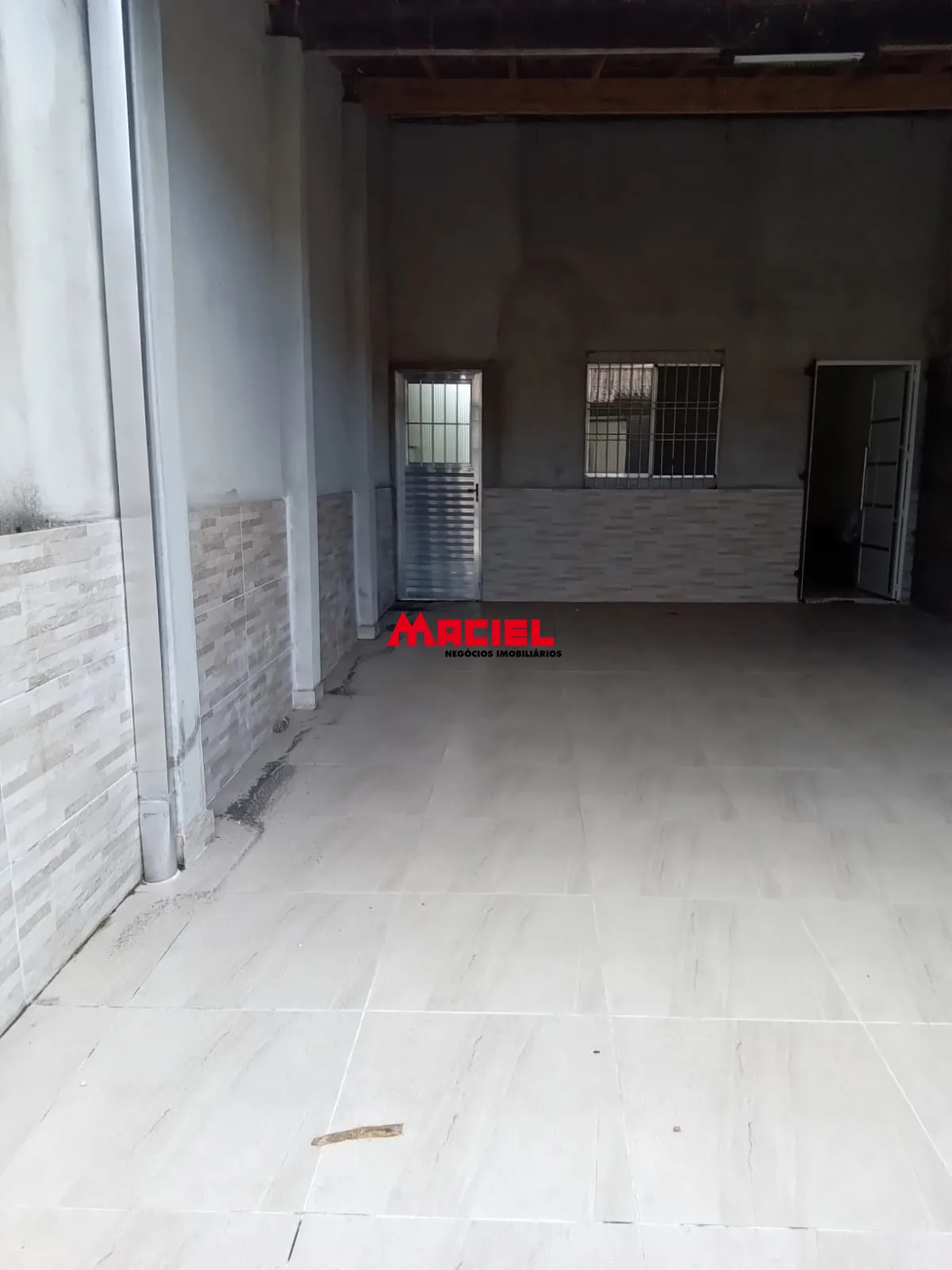 Comprar Casa / Padr&atilde;o em Caraguatatuba R$ 400.000,00 - Foto 4