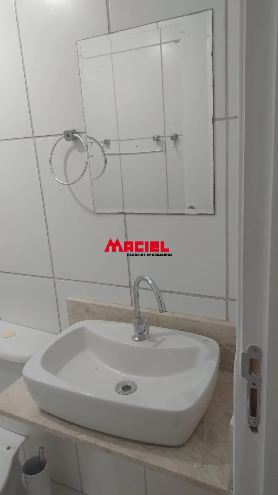 Comprar Apartamento / Padr&atilde;o em S&atilde;o Jos&eacute; dos Campos R$ 350.000,00 - Foto 2