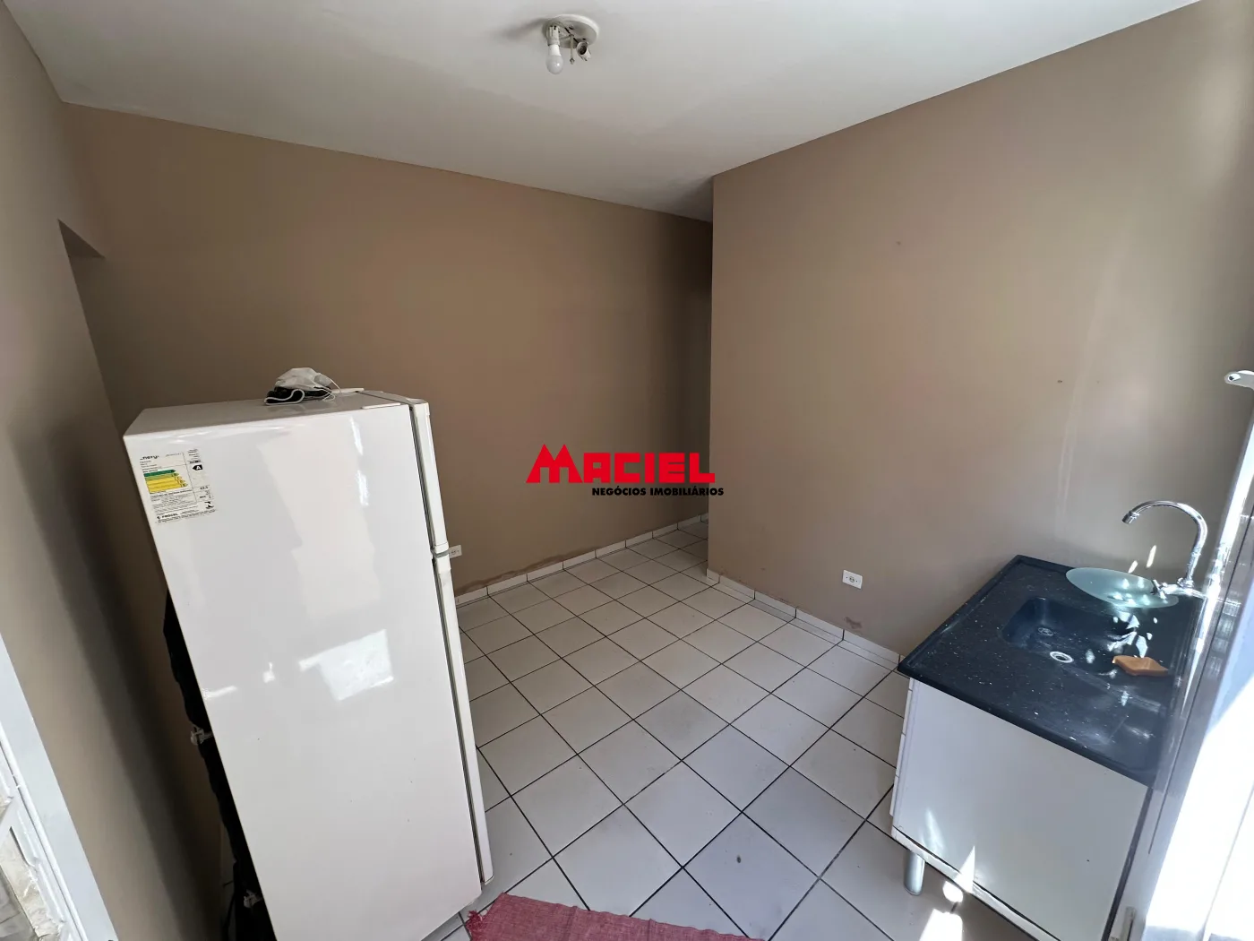 Comprar Casa / Padr&atilde;o em S&atilde;o Jos&eacute; dos Campos R$ 425.000,00 - Foto 3