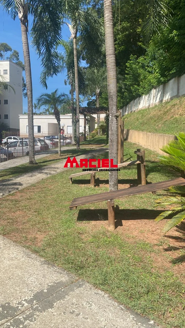 Alugar Apartamento / Padr&atilde;o em S&atilde;o Jos&eacute; dos Campos R$ 1.600,00 - Foto 14