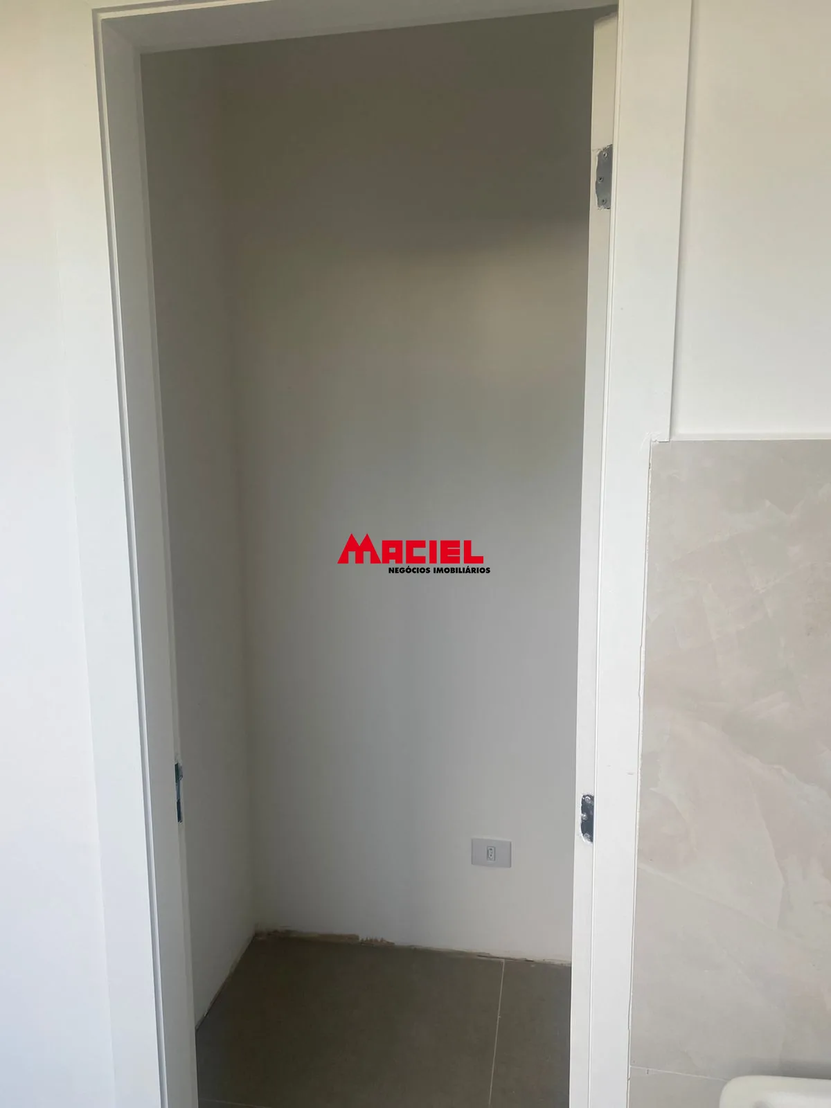 Alugar Casa / Condom&iacute;nio em S&atilde;o Jos&eacute; dos Campos R$ 7.500,00 - Foto 11