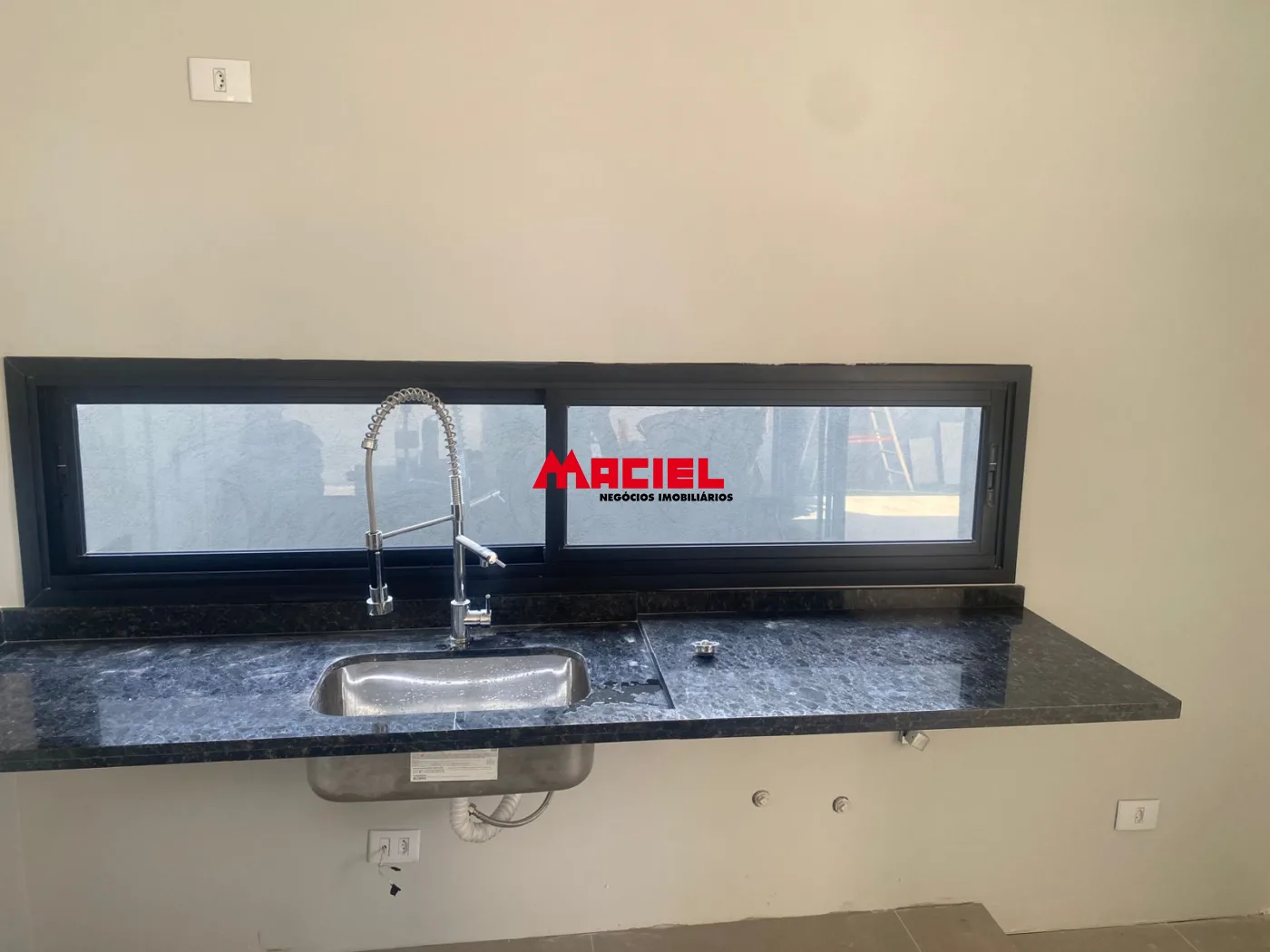 Alugar Casa / Condom&iacute;nio em S&atilde;o Jos&eacute; dos Campos R$ 7.500,00 - Foto 12