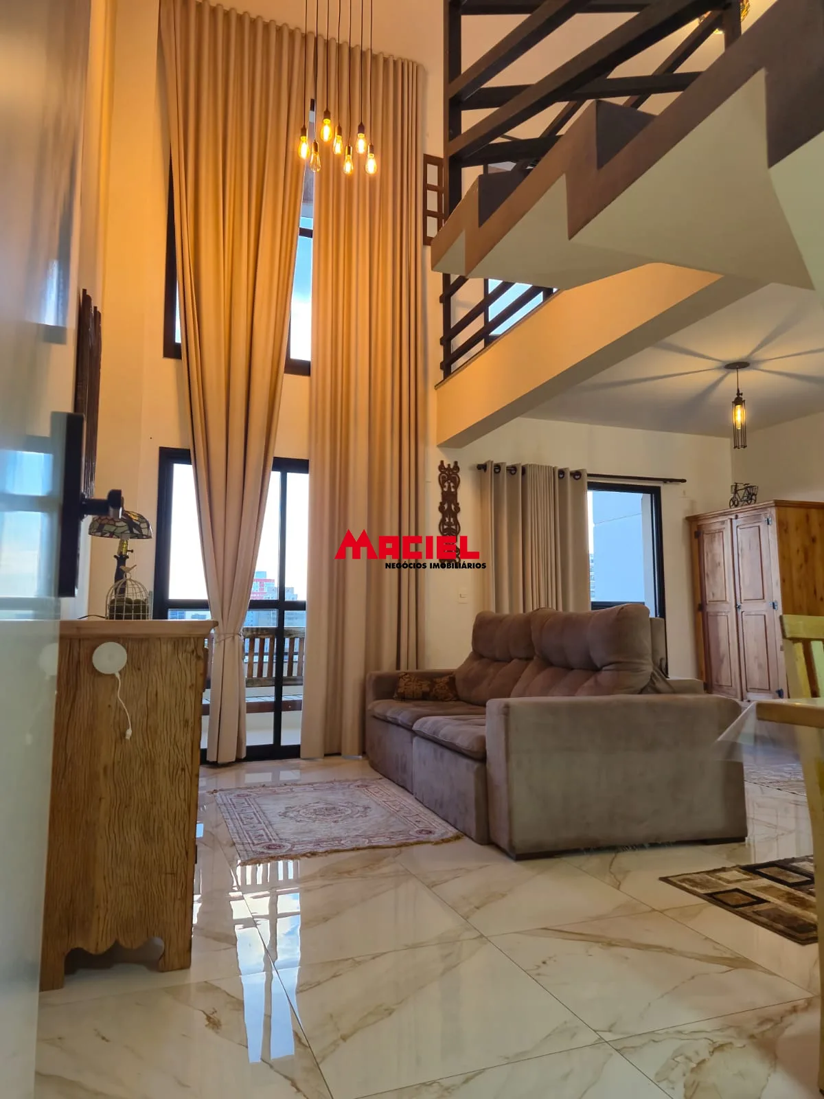Alugar Apartamento / Duplex em S&atilde;o Jos&eacute; dos Campos R$ 3.950,00 - Foto 6
