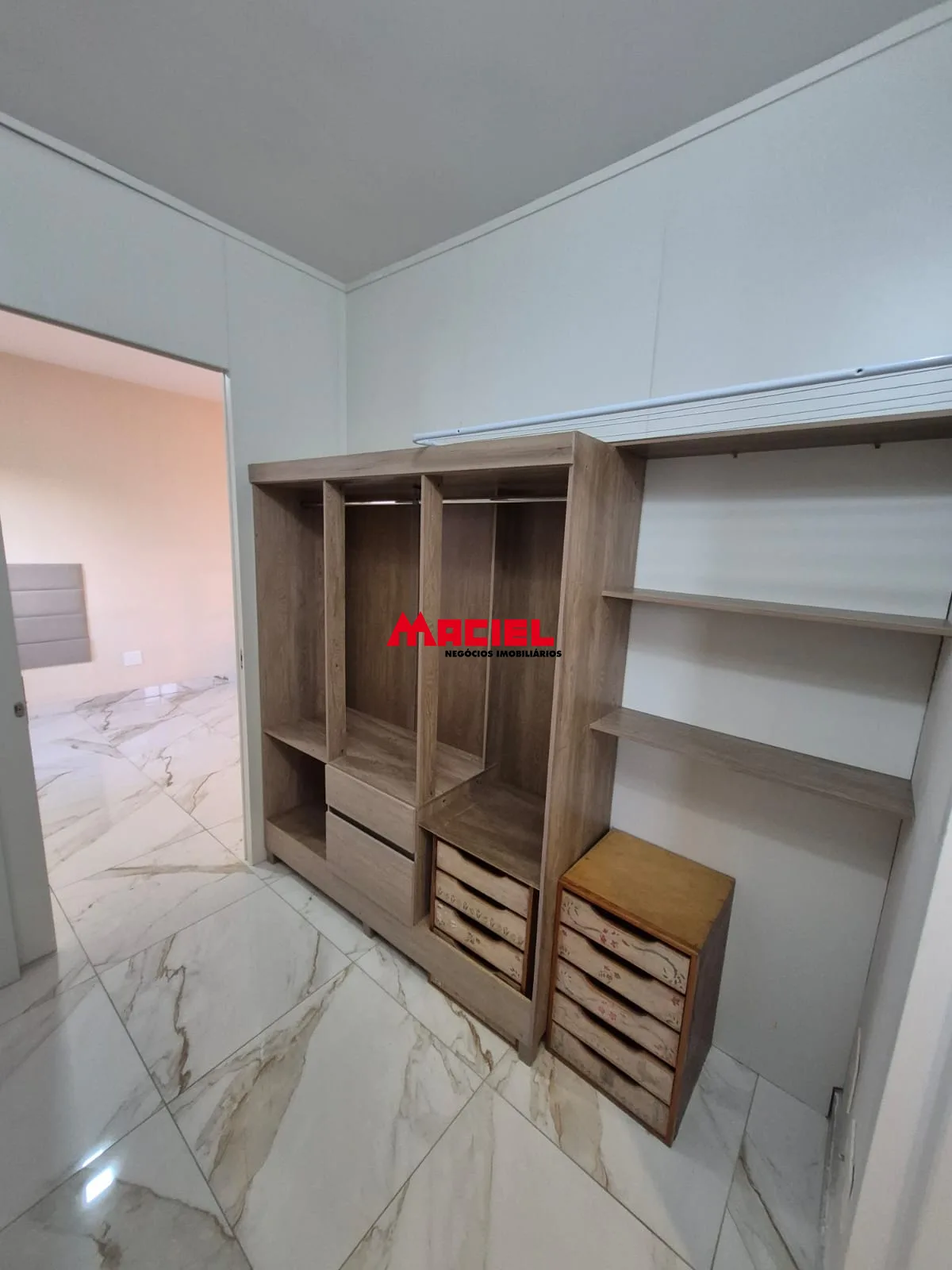 Alugar Apartamento / Duplex em S&atilde;o Jos&eacute; dos Campos R$ 3.950,00 - Foto 12