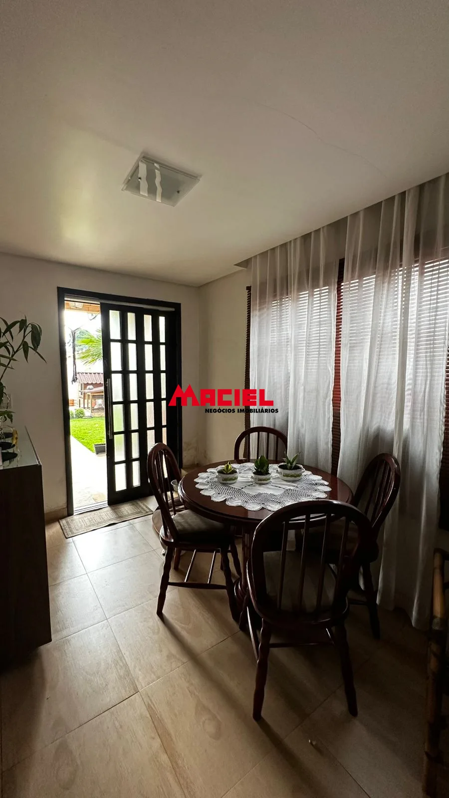 Comprar Casa / Sobrado em S&atilde;o Jos&eacute; dos Campos R$ 480.000,00 - Foto 4