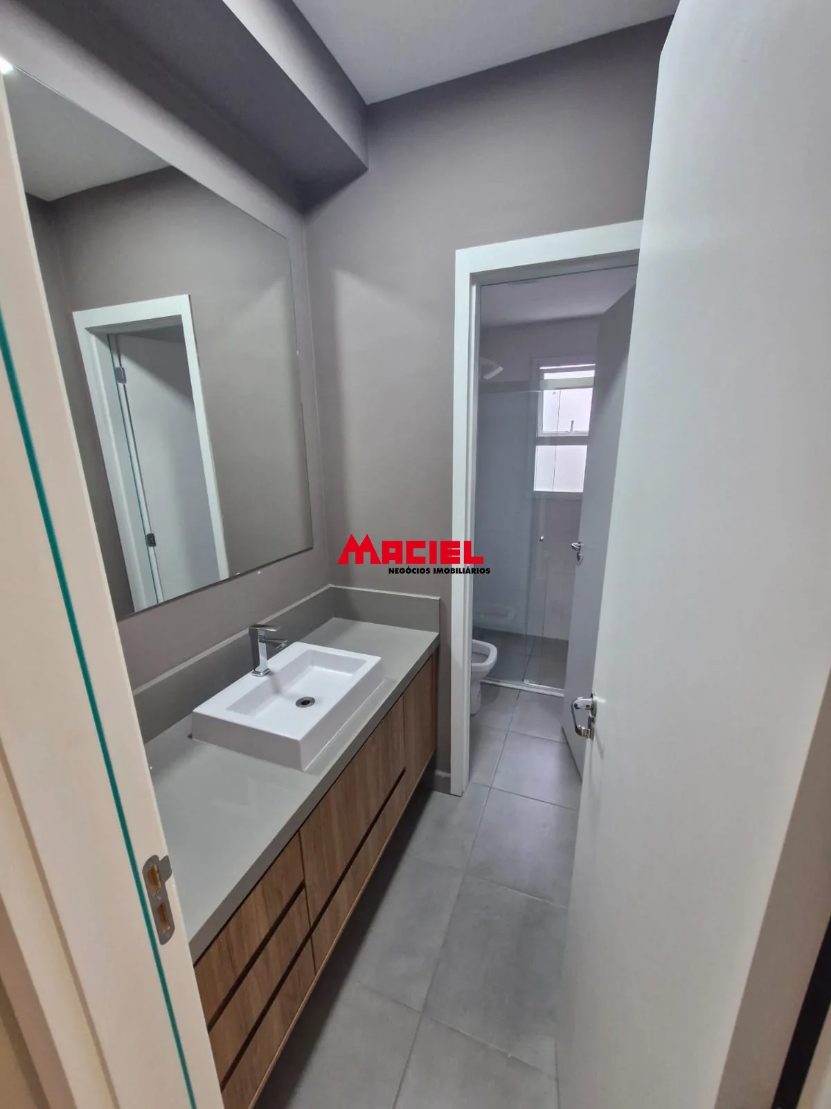 Alugar Apartamento / Padr&atilde;o em S&atilde;o Jos&eacute; dos Campos R$ 4.200,00 - Foto 9