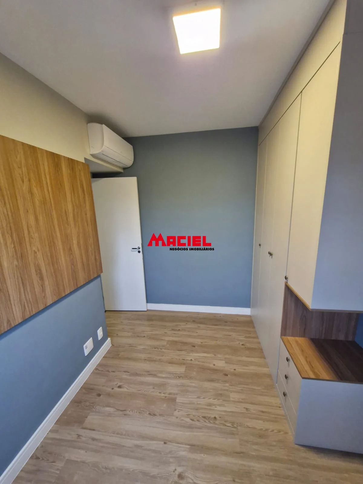 Alugar Apartamento / Padr&atilde;o em S&atilde;o Jos&eacute; dos Campos R$ 4.200,00 - Foto 13