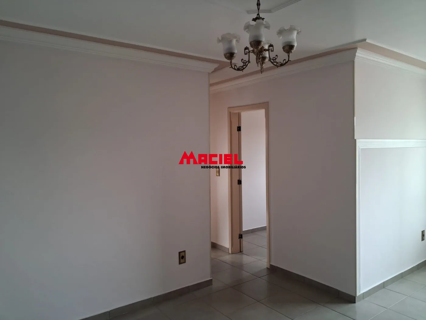 Comprar Apartamento / Padr&atilde;o em S&atilde;o Jos&eacute; dos Campos R$ 350.000,00 - Foto 4