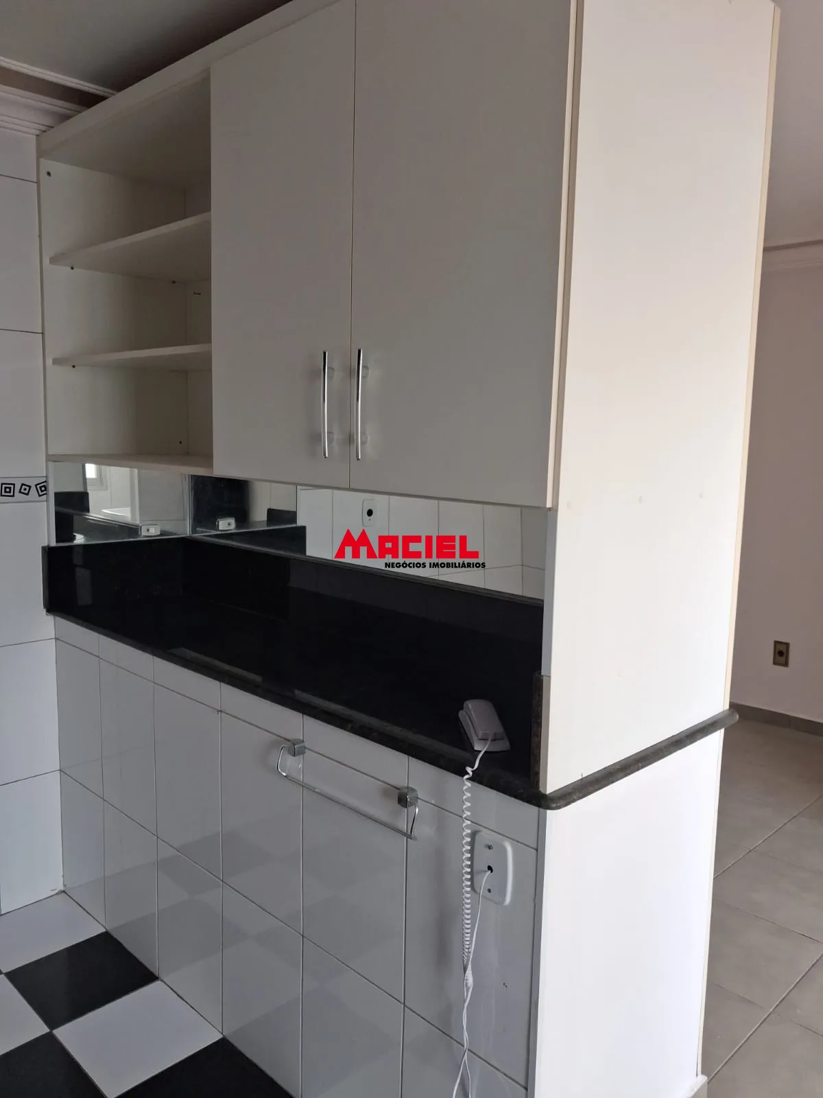 Comprar Apartamento / Padr&atilde;o em S&atilde;o Jos&eacute; dos Campos R$ 350.000,00 - Foto 9