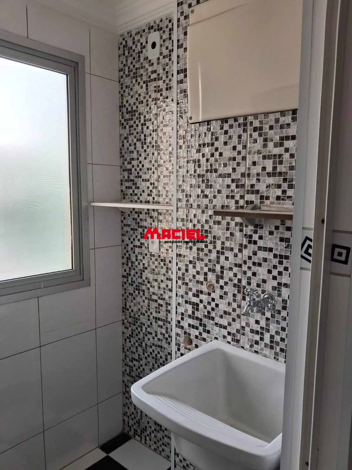 Comprar Apartamento / Padr&atilde;o em S&atilde;o Jos&eacute; dos Campos R$ 350.000,00 - Foto 11