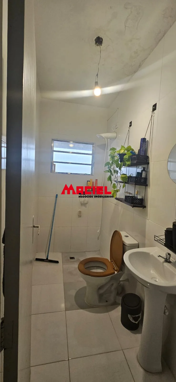 Comprar Casa / Sobrado em S&atilde;o Jos&eacute; dos Campos R$ 1.300.000,00 - Foto 16