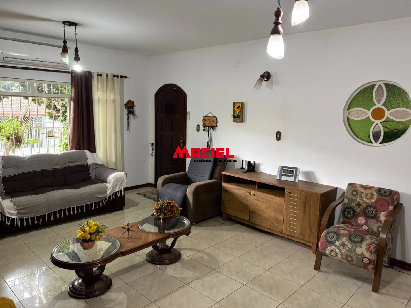 Comprar Casa / Padr&atilde;o em S&atilde;o Jos&eacute; dos Campos R$ 1.070.000,00 - Foto 1